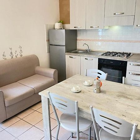 Appartamento Lavigna マリーナ・ディ・カメロータ エクステリア 写真